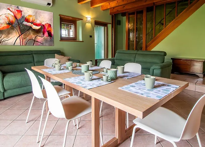 Дом отдыха Bossema 8 Calmasino