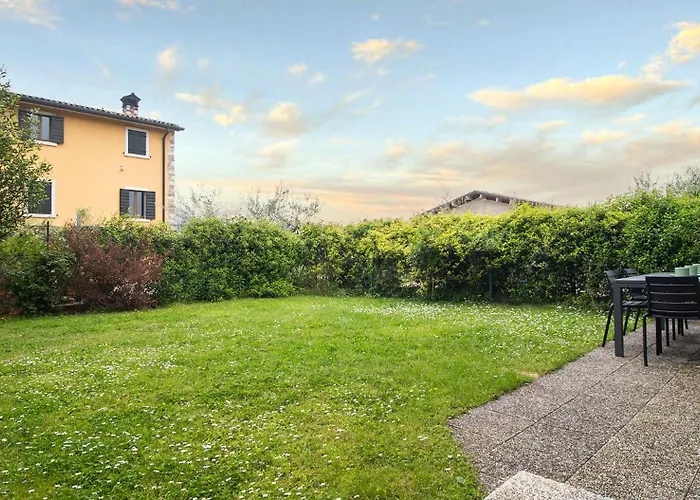 Bossema 8 Дом отдыха *